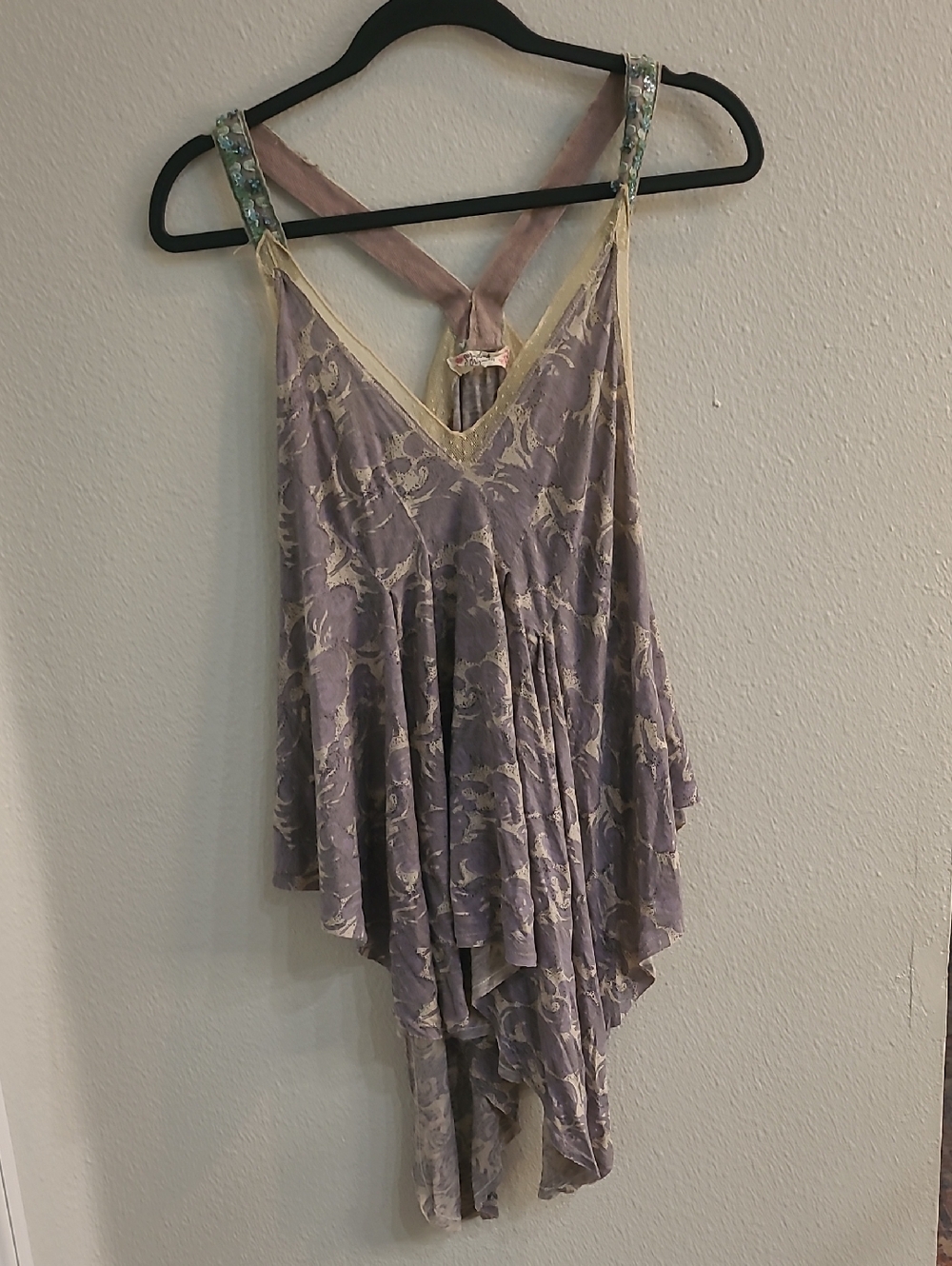 Scrapbook Originals Grey  Floral Handkerchief Hem  Beaded Straps Tank Large